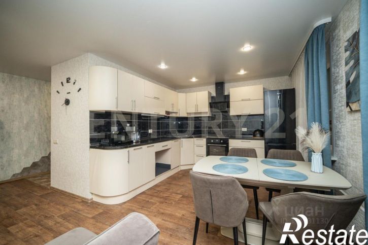 3-комн квартира улица Репина, 37,  д. 37