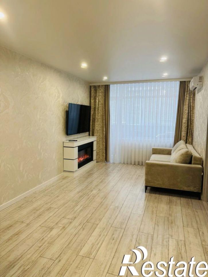 4-комн квартира улица Александра Невского, 4Б,  д. 4Б