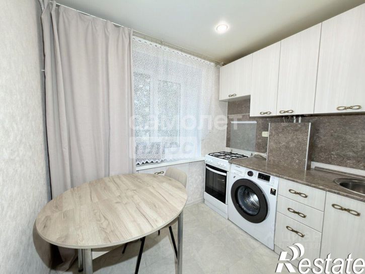 3-комн квартира улица Ефремова, 27,  д. 27