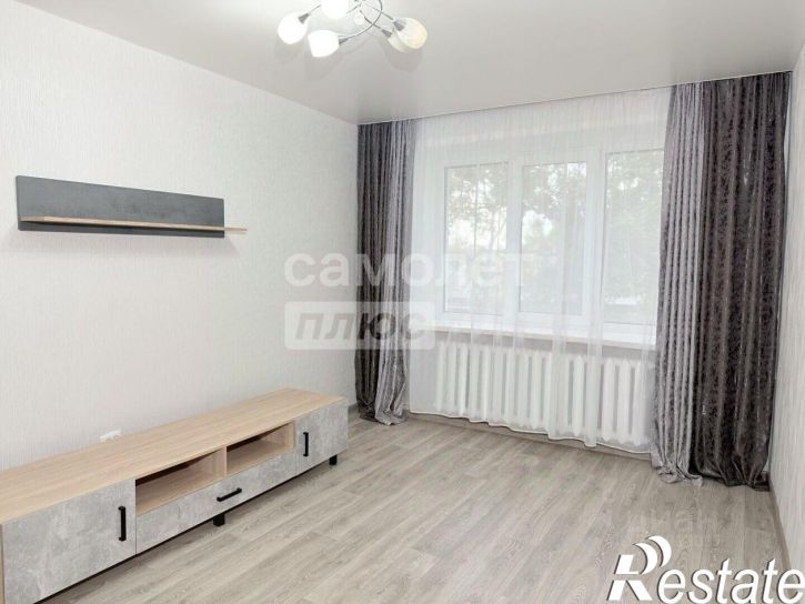 3-комн квартира улица Ефремова, 27,  д. 27