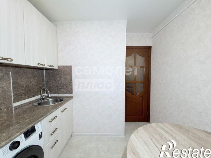 3-комн квартира улица Ефремова, 27,  д. 27