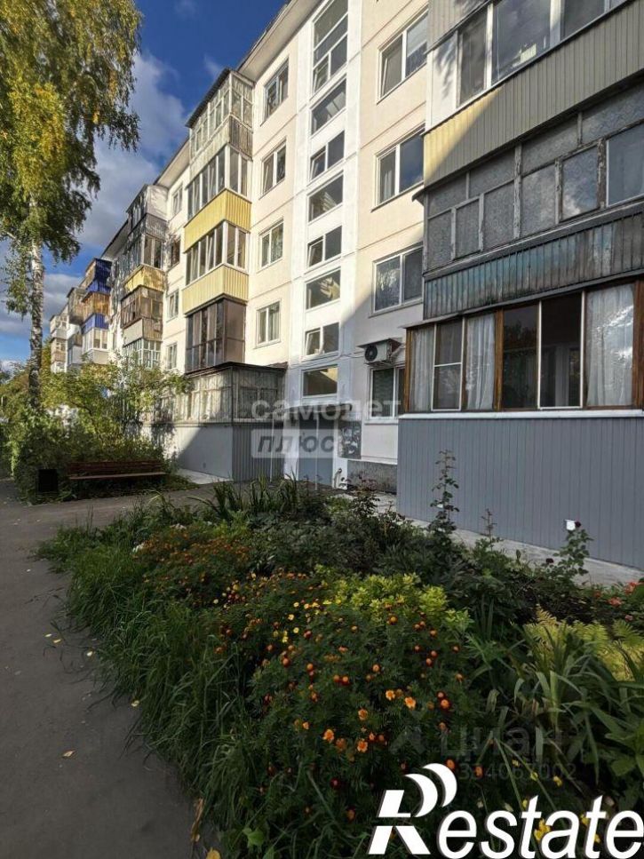 2-комн квартира Октябрьская улица, 33,  д. 33