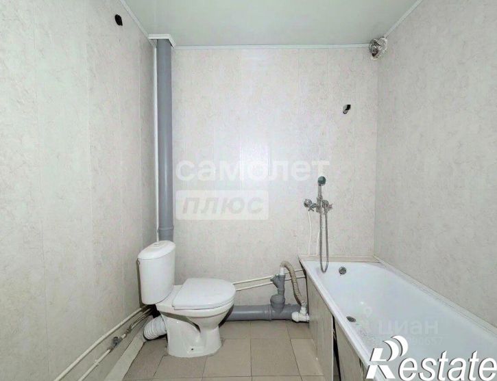 Комната Верхнеполевая улица, 21,  д. 21