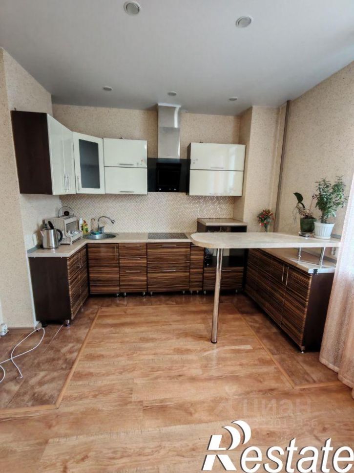 2-комн квартира улица Якурнова, 28,  д. 28