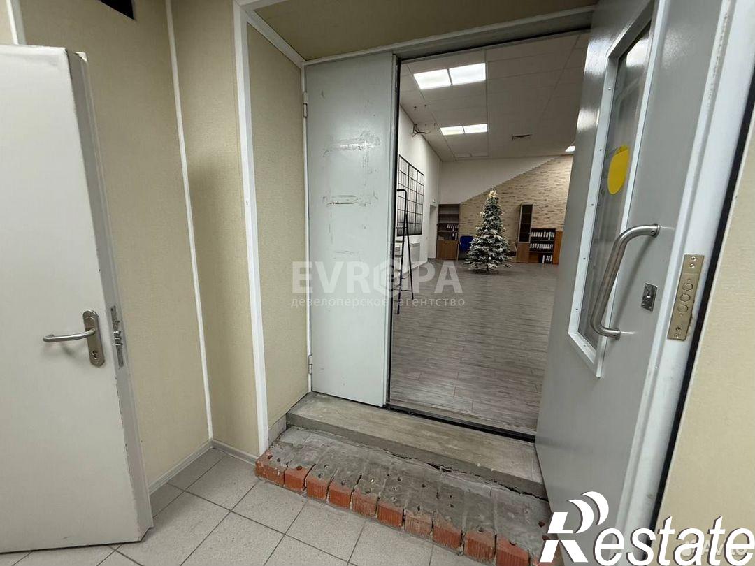Сдать офис, помещение под офис за 450 рублей на проспект Нариманова