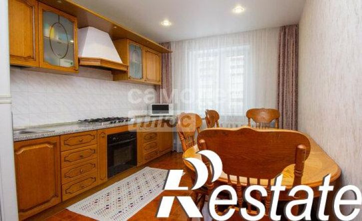 4-комн квартира улица Любови Шевцовой, 55А,  д. 55А