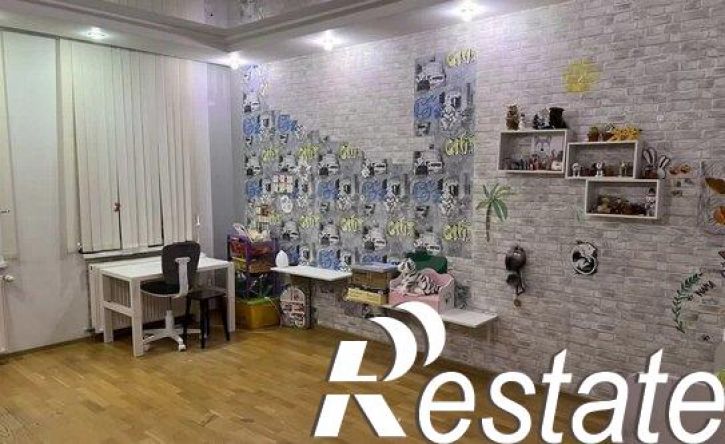 4-комн квартира улица Бебеля, 40А,  д. 40А