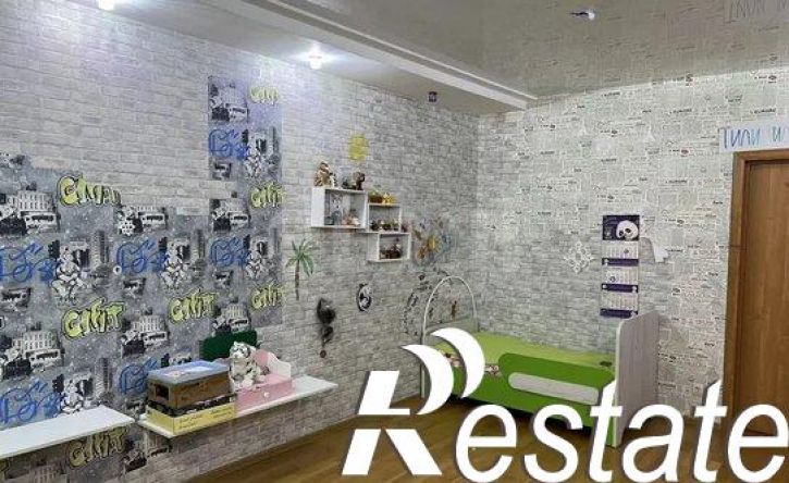 4-комн квартира улица Бебеля, 40А,  д. 40А