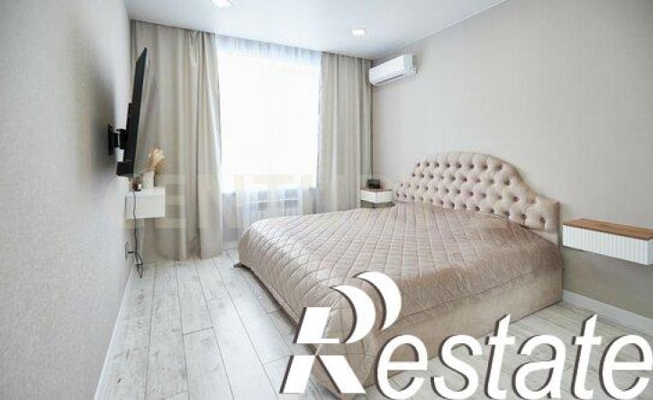 2-комн квартира проспект Маршала Устинова, 32,  д. 32
