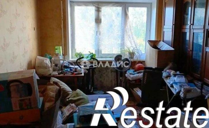3-комн квартира Ульяновский проспект, 15,  д. 15