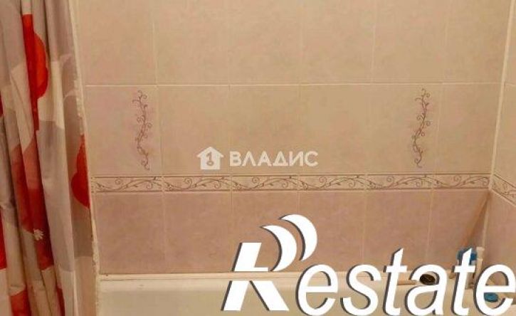 3-комн квартира Ульяновский проспект, 15,  д. 15