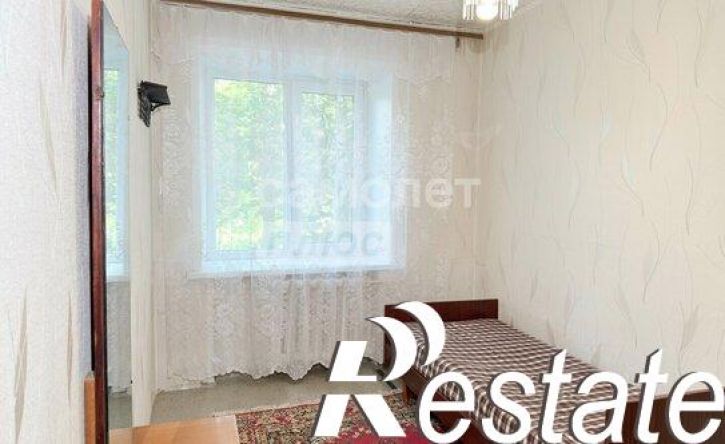 2-комн квартира Хрустальная улица, 28,  д. 28
