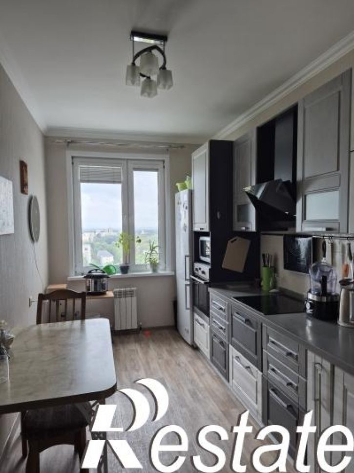 3-комн квартира ул Октябрьская, 48
