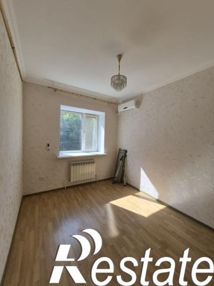 3-комн квартира ул Кролюницкого, 15
