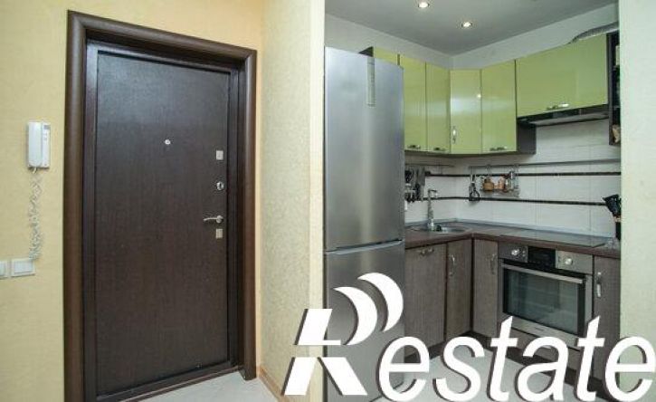 2-комн квартира улица Якурнова, 20,  д. 20