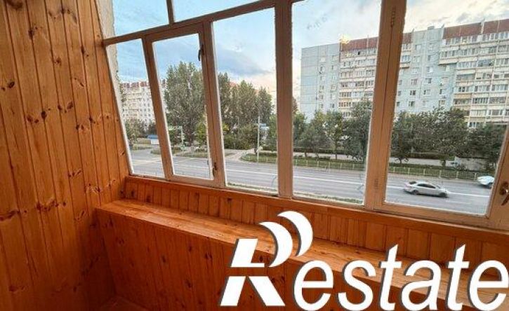 3-комн квартира проспект Врача Сурова, 22,  д. 22