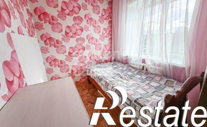 3-комн квартира Школьный переулок, 1,  д. 1