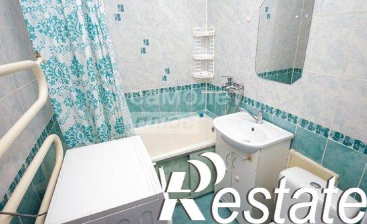 3-комн квартира Школьный переулок, 1,  д. 1