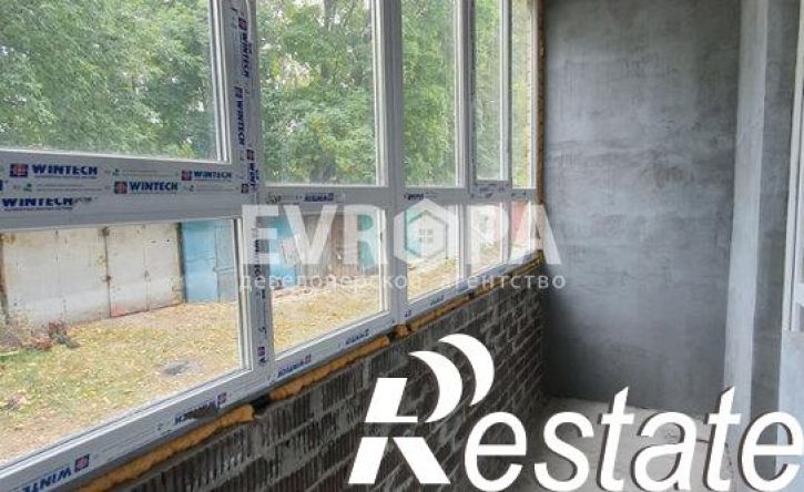 3-комн квартира улица Розы Люксембург, 8,  д. 8
