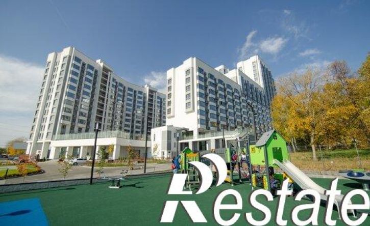 4-комн квартира улица Минаева, 48А,  д. 48А