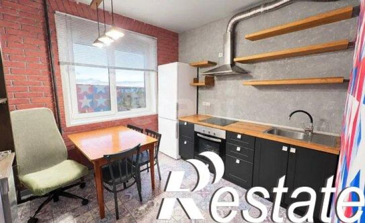 2-комн квартира Заречная улица, 33,  д. 33