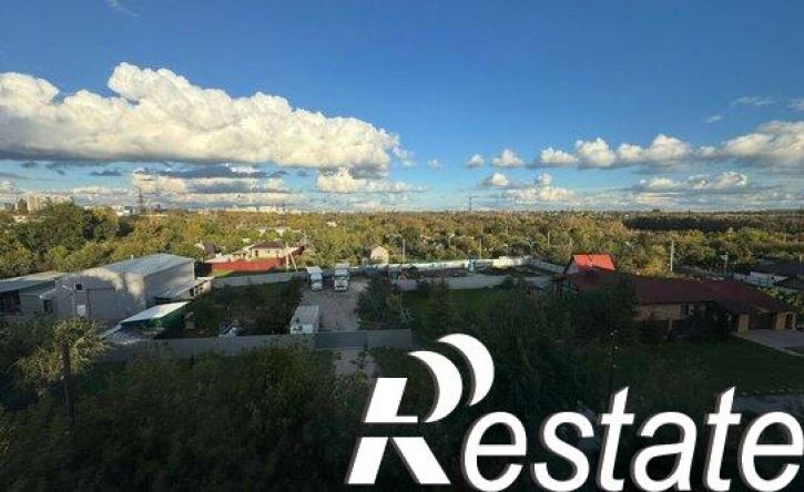 3-комн квартира улица Пожарского, 35,  д. 35