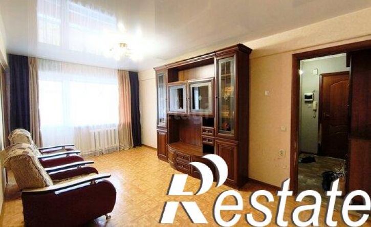 2-комн квартира улица Варейкиса, 49,  д. 49