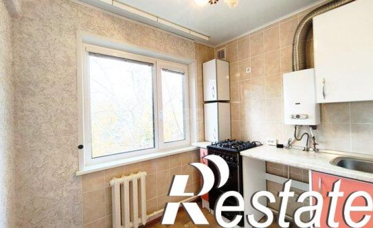 2-комн квартира улица Варейкиса, 49,  д. 49