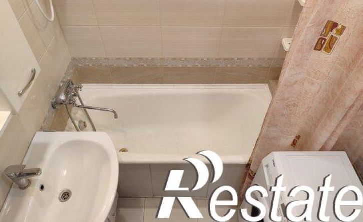 3-комн квартира проспект Дружбы Народов, 5,  д. 5