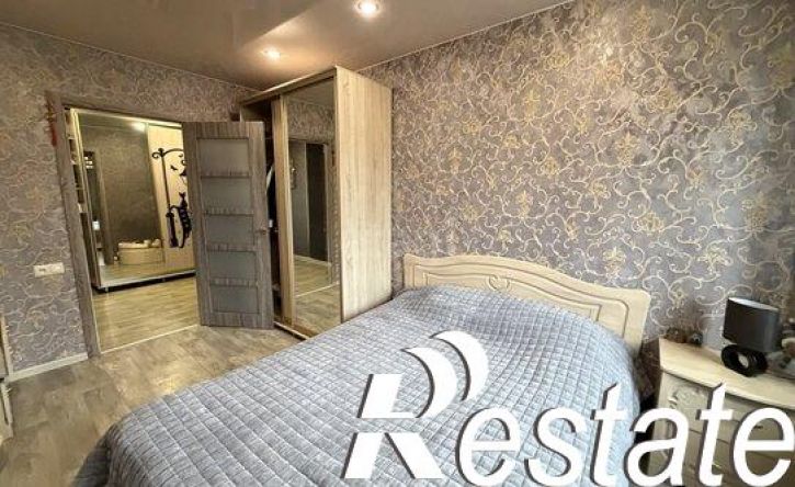 3-комн квартира улица Варейкиса, 20,  д. 20