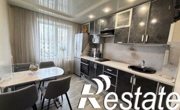 3-комн квартира улица Варейкиса, 20,  д. 20