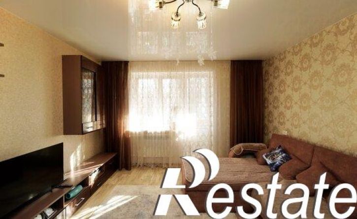 4-комн квартира улица Доватора, 12А,  д. 12А