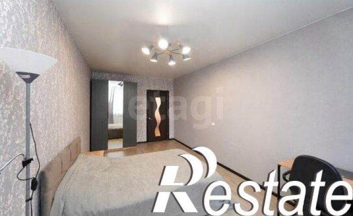 4-комн квартира улица Доватора, 12А,  д. 12А
