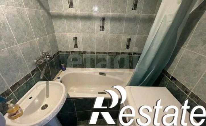 2-комн квартира улица Стасова, 11А,  д. 11А