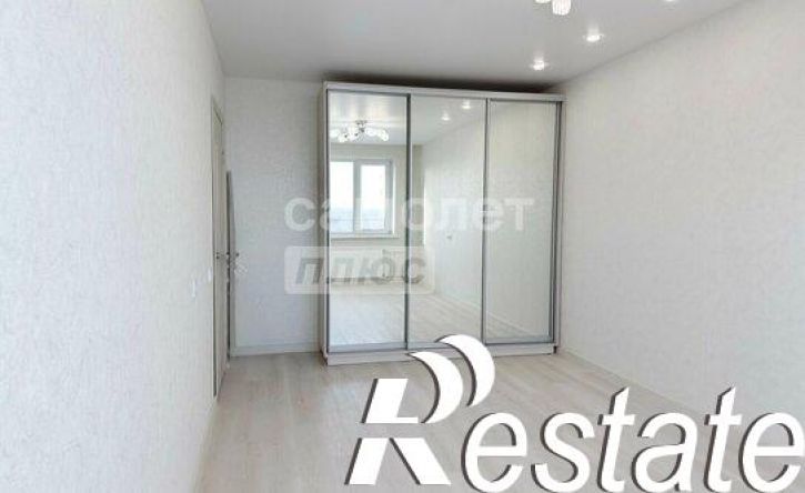 1-комн квартира улица Варейкиса, 50,  д. 50