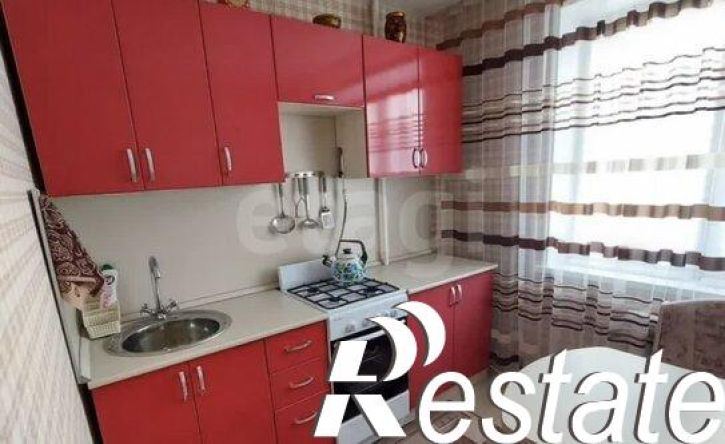 2-комн квартира улица Врача Михайлова, 42,  д. 42