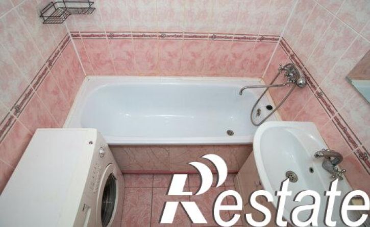 2-комн квартира проспект Академика Филатова, 15,  д. 15