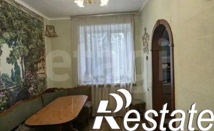 4-комн квартира улица Ефремова, 31,  д. 31