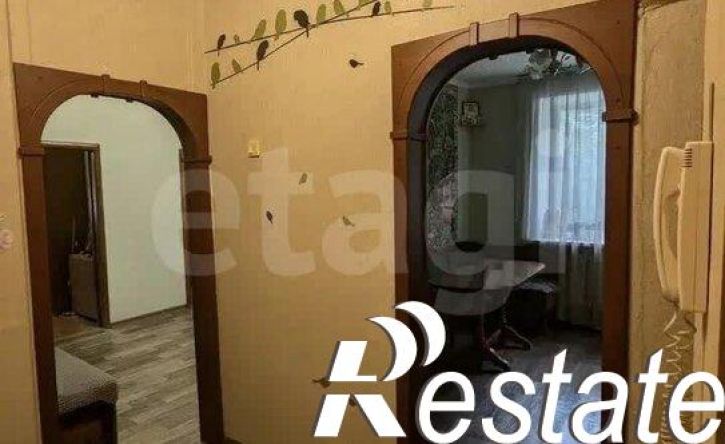 4-комн квартира улица Ефремова, 31,  д. 31