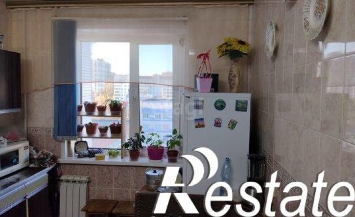 4-комн квартира улица Карбышева, 28,  д. 28