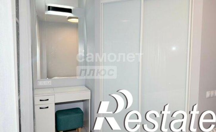 2-комн квартира улица Защитников Отечества, 17А,  д. 17А